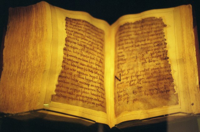 Beowulf_Manuscript nowell codex 2